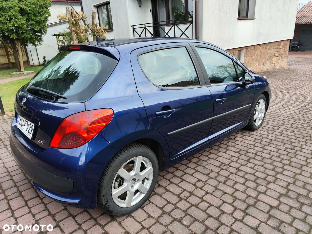 Peugeot 207 - 5