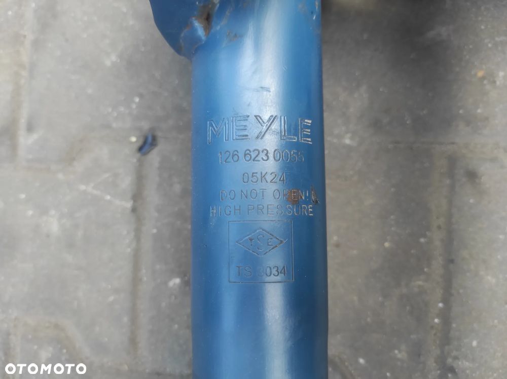 ZAWIESZENIE SPORTOWE OBIŻAJĄCE SPRĘŻYNY AMORTYZATORY VW GOLF 5 6 TOURAN JETTA AUDI A3 8P SKODA OCTAVIA 2 SUPERB 2 SEAT LEON 2 ALTEA TOLEDO 3 ALTEA XL KOMPLET WYSYŁKA !!!!!! - 4