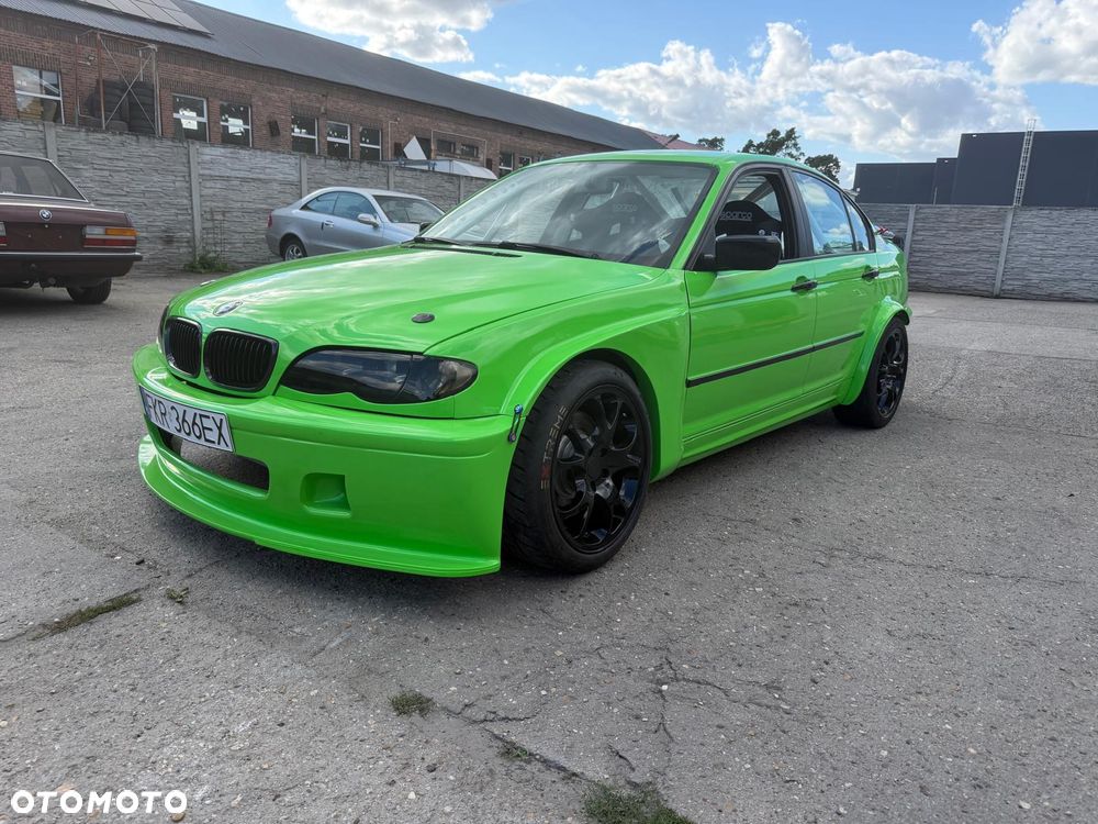 BMW Seria 3 330i - 8