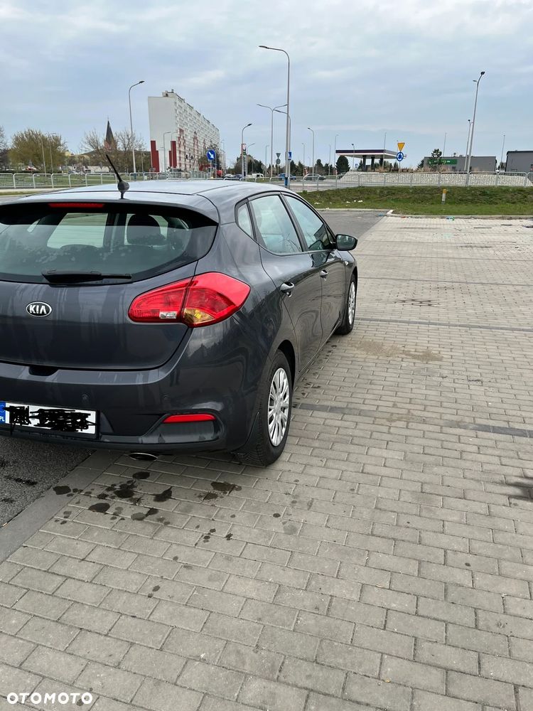Kia Ceed 1.4 L - 3