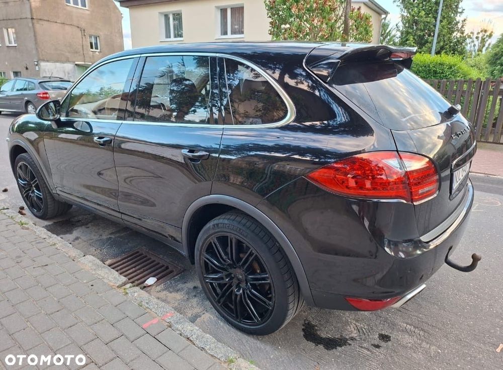 Porsche Cayenne - 9