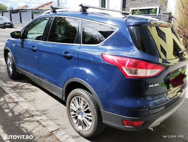 Ford Kuga 2.0 TDCi 4x4 Aut. Champions Edition - 4