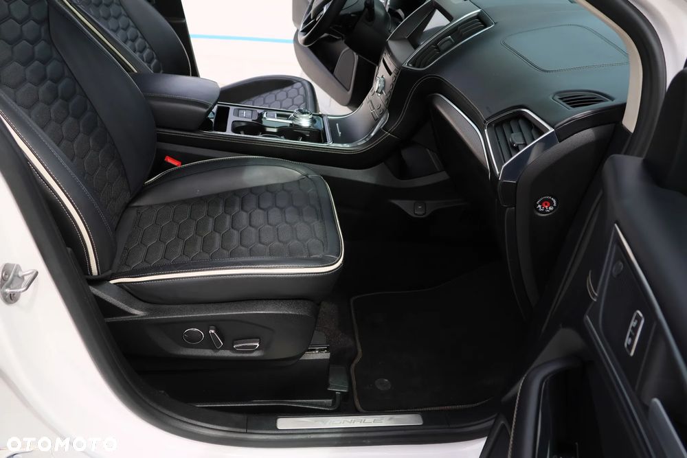 Ford Edge 2.0 EcoBlue Twin-Turbo 4WD Vignale - 18
