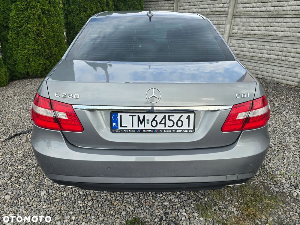 Mercedes-Benz Klasa E 220 CDI Automatik Elegance - 23