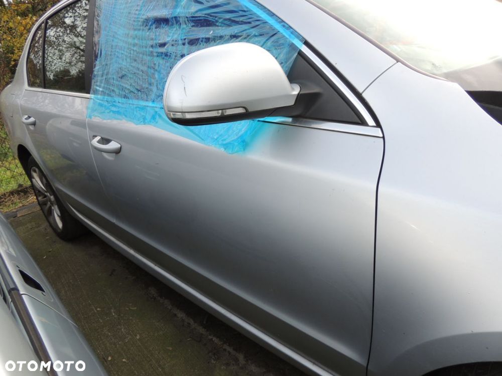 Lusterko prawe SKODA Superb II '13 lift GB - 1