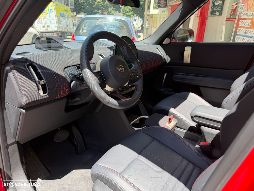 MINI Countryman SE JCW - 2
