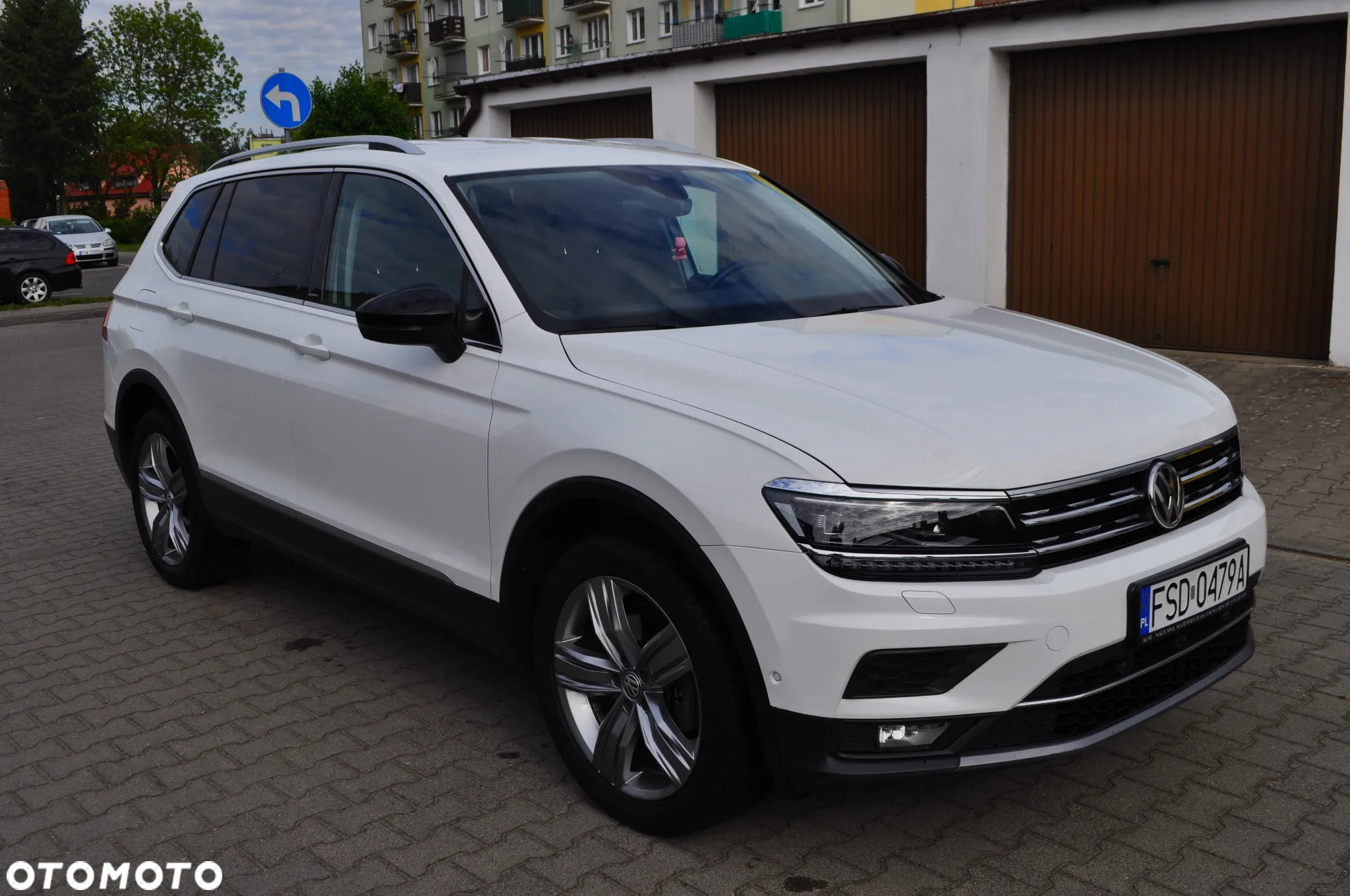 Volkswagen Tiguan Allspace 2.0 TDI SCR IQ Drive DSG - 3