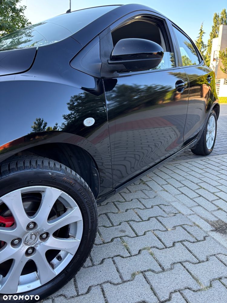 Mazda 2 - 8