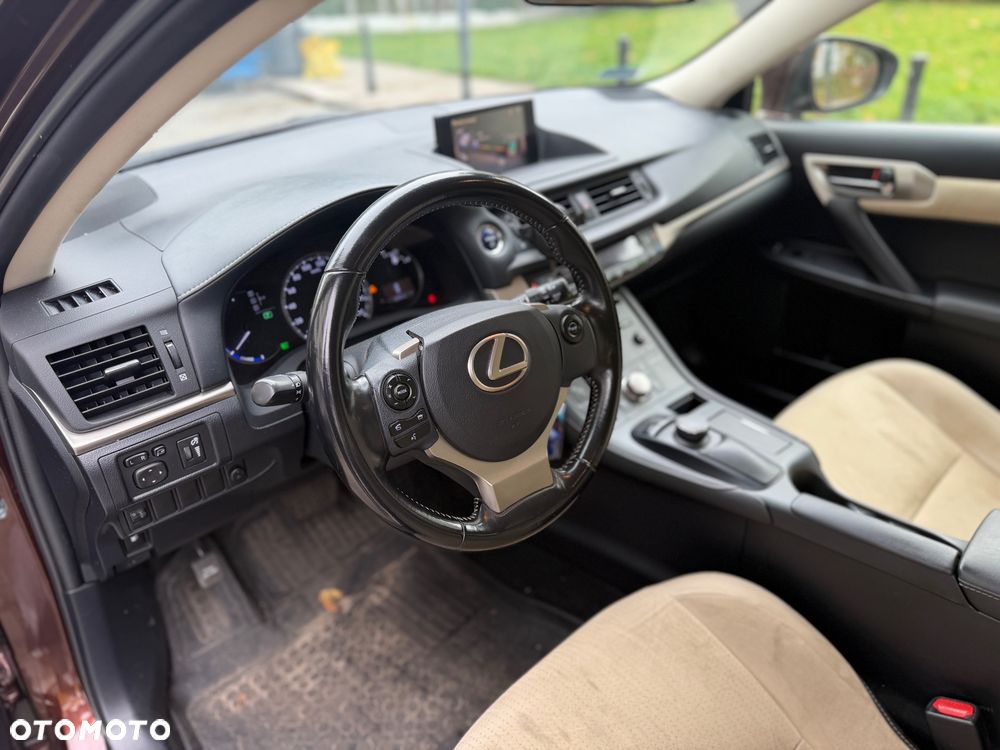 Lexus CT 200h Elegance EU6 - 14
