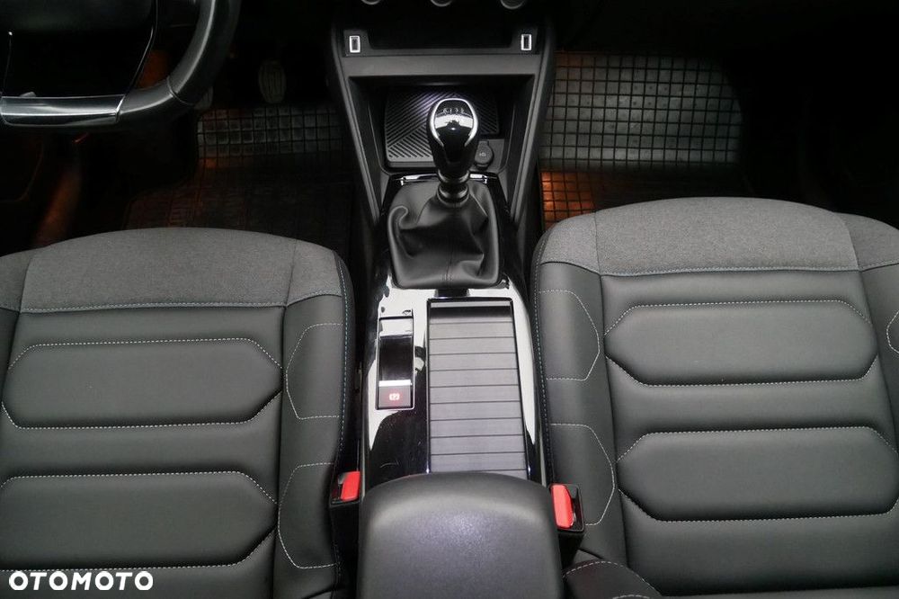 Citroën C4 1.5 BlueHDi Shine S&S - 11