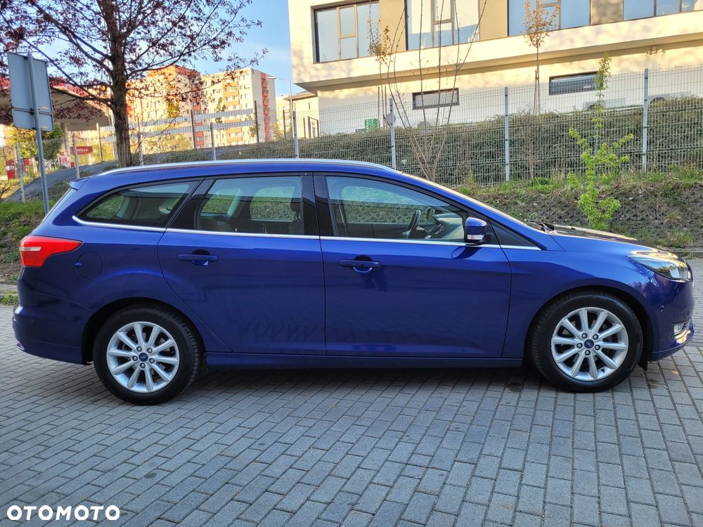 Ford Focus 1.0 EcoBoost STart-Stopp-System TITANIUM - 5