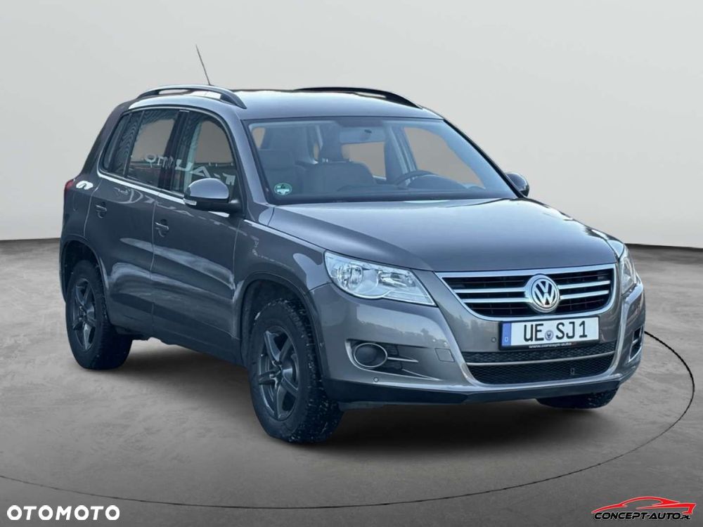 Volkswagen Tiguan - 2