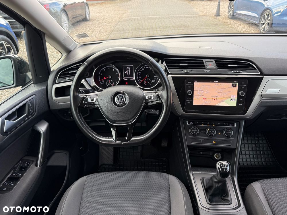 Volkswagen Touran 1.5 TSI EVO Comfortline - 11