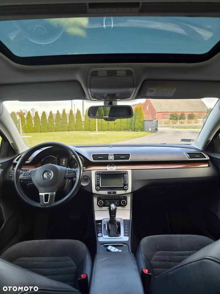 Volkswagen Passat 2.0 TDI DSG BlueMotion Technology Highline - 25