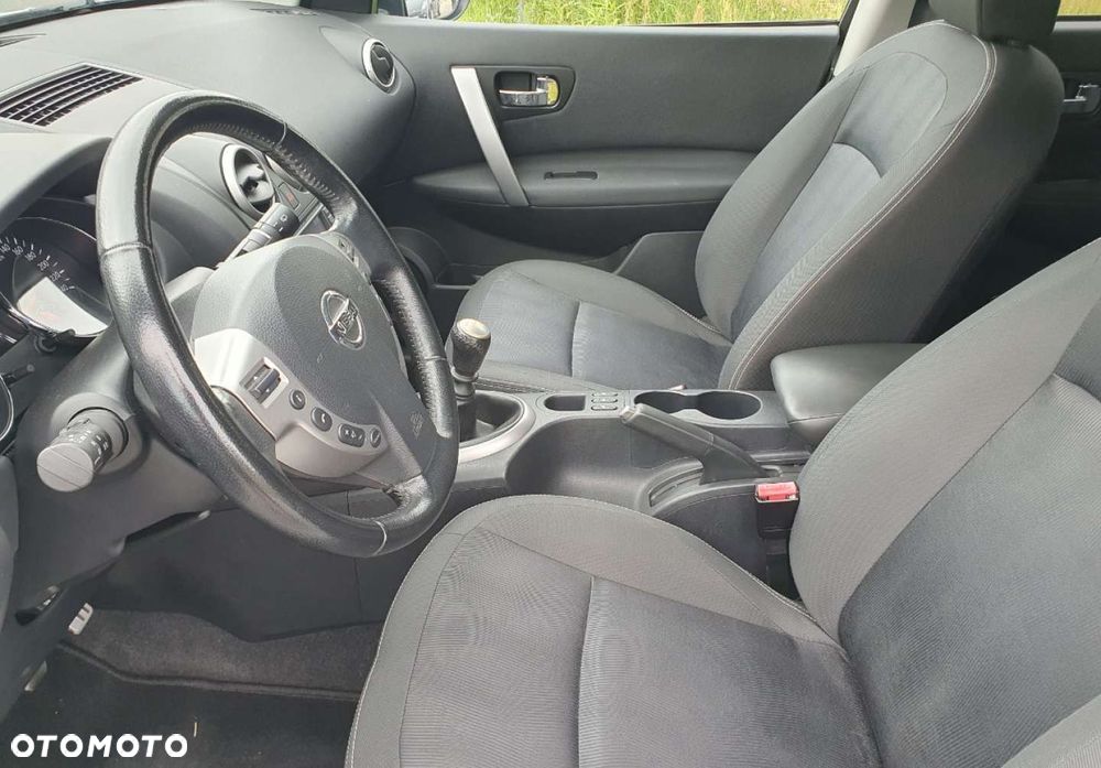 Nissan Qashqai+2 - 26