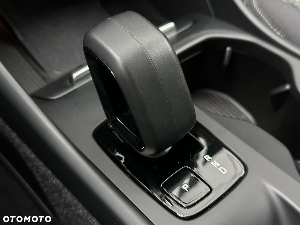 Volvo XC 40 T4 Plug-In Hybrid Core - 25