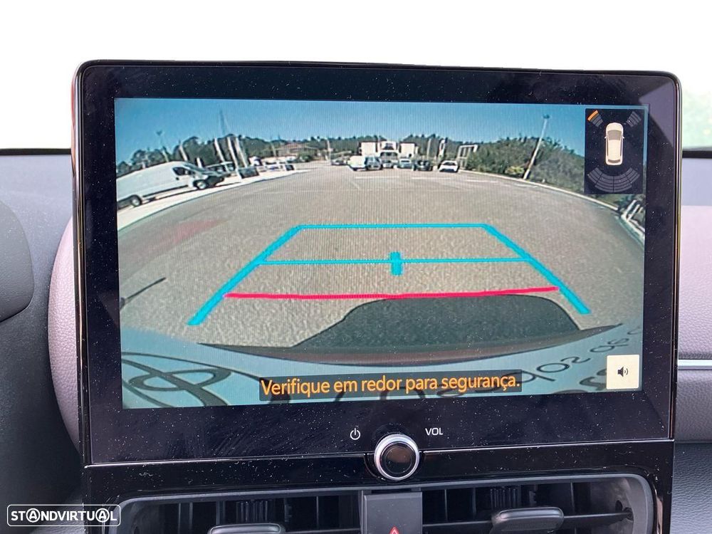 Toyota Yaris Cross 1.5 HDF Luxury - 27