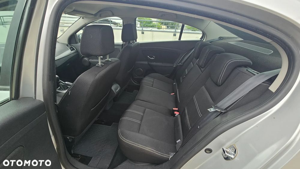 Renault Fluence 1.5 dCi Life - 12
