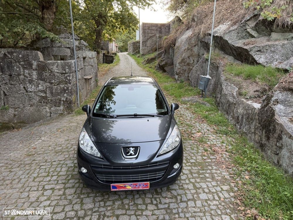 Peugeot 207 1.4 HDi Allure - 2