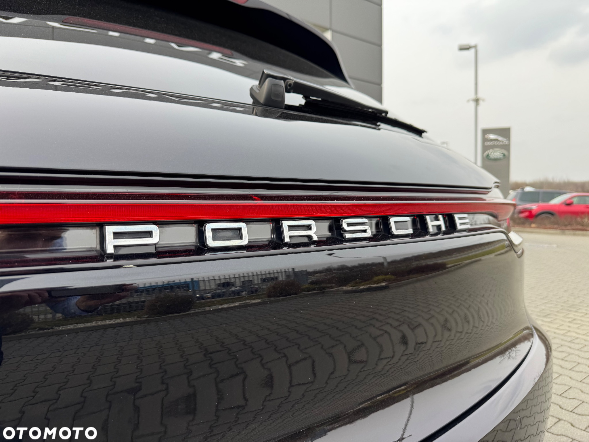 Porsche Macan Standard - 9