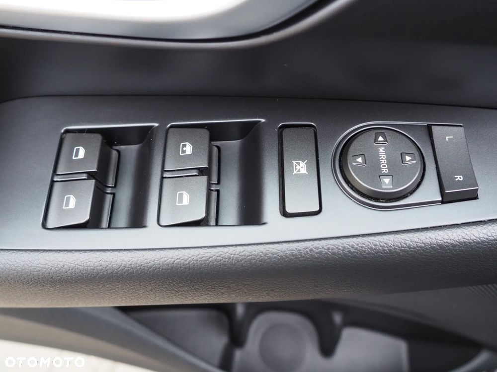 Hyundai i30 1.6 D Comfort - 34