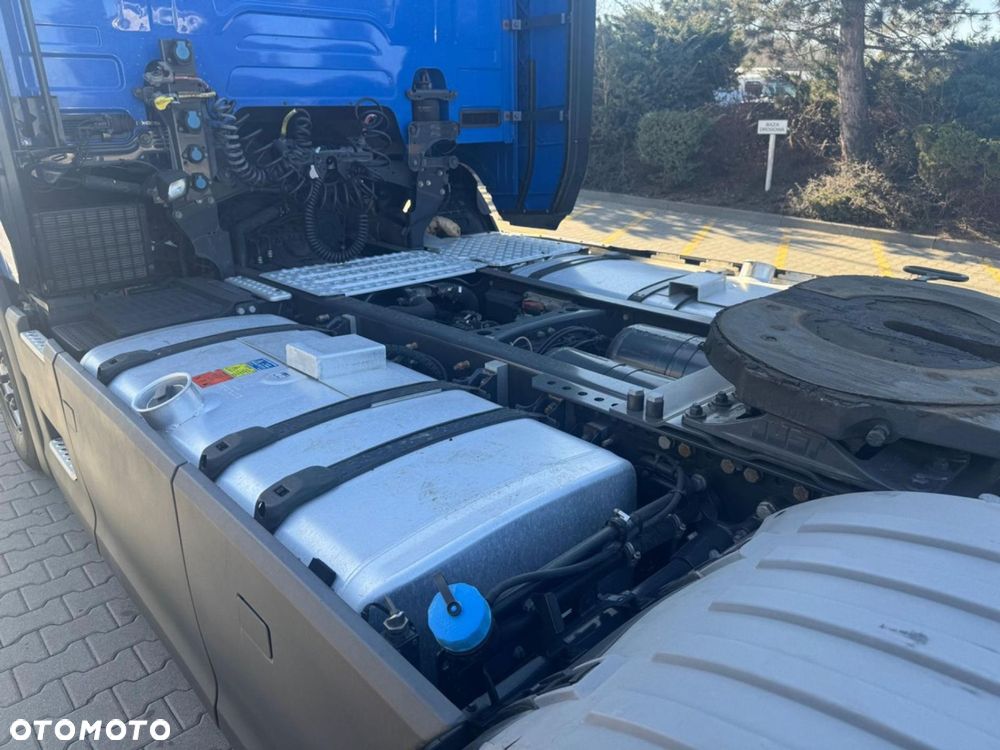 Scania R 450 A4x2LA - 12