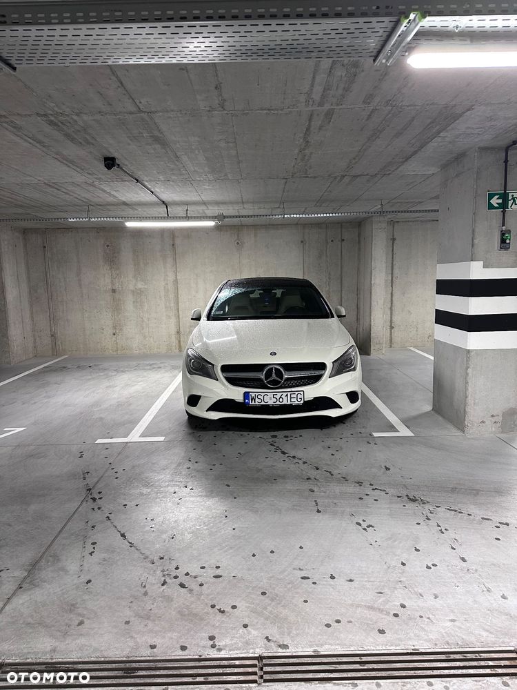 Mercedes-Benz CLA 200 7G-DCT - 5