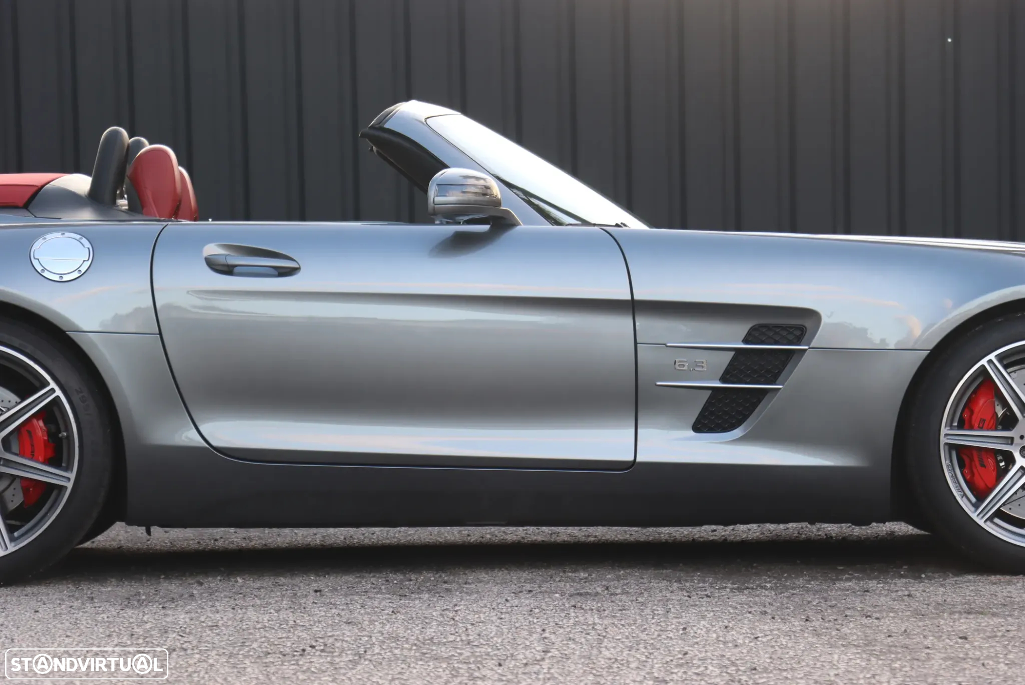 Mercedes-Benz SLS 63 AMG Standard - 16