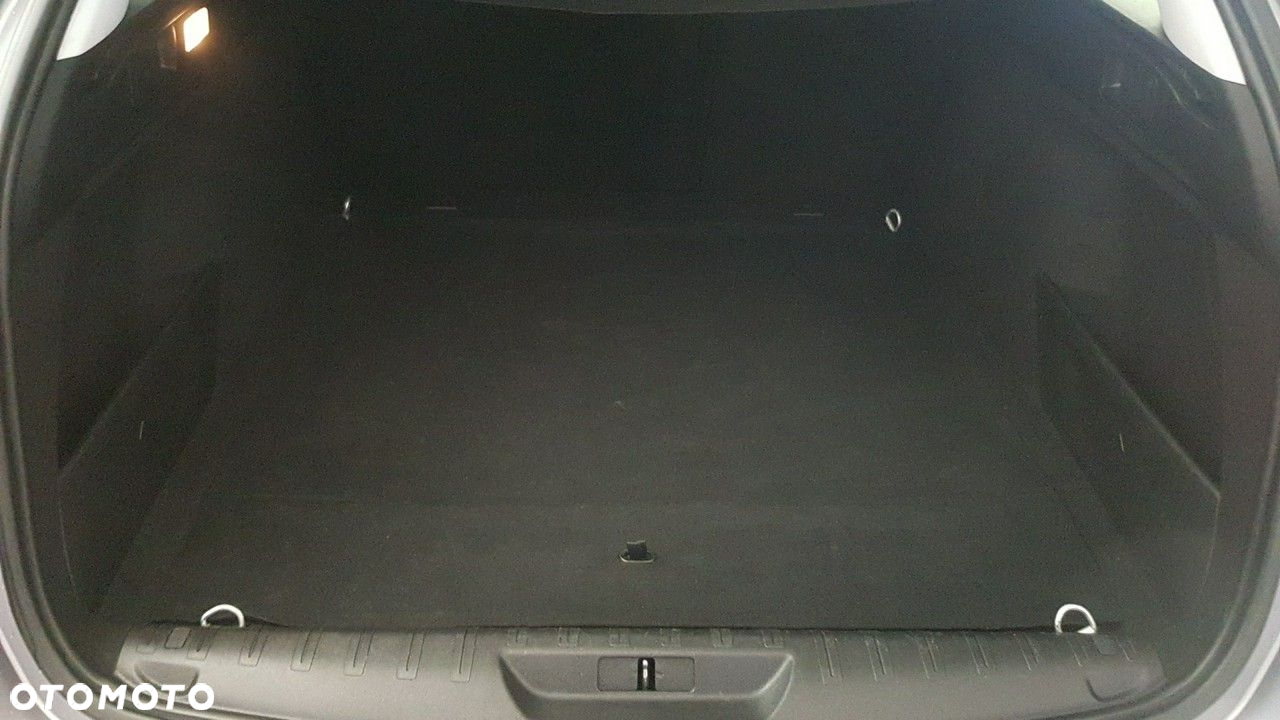 Peugeot 308 - 23