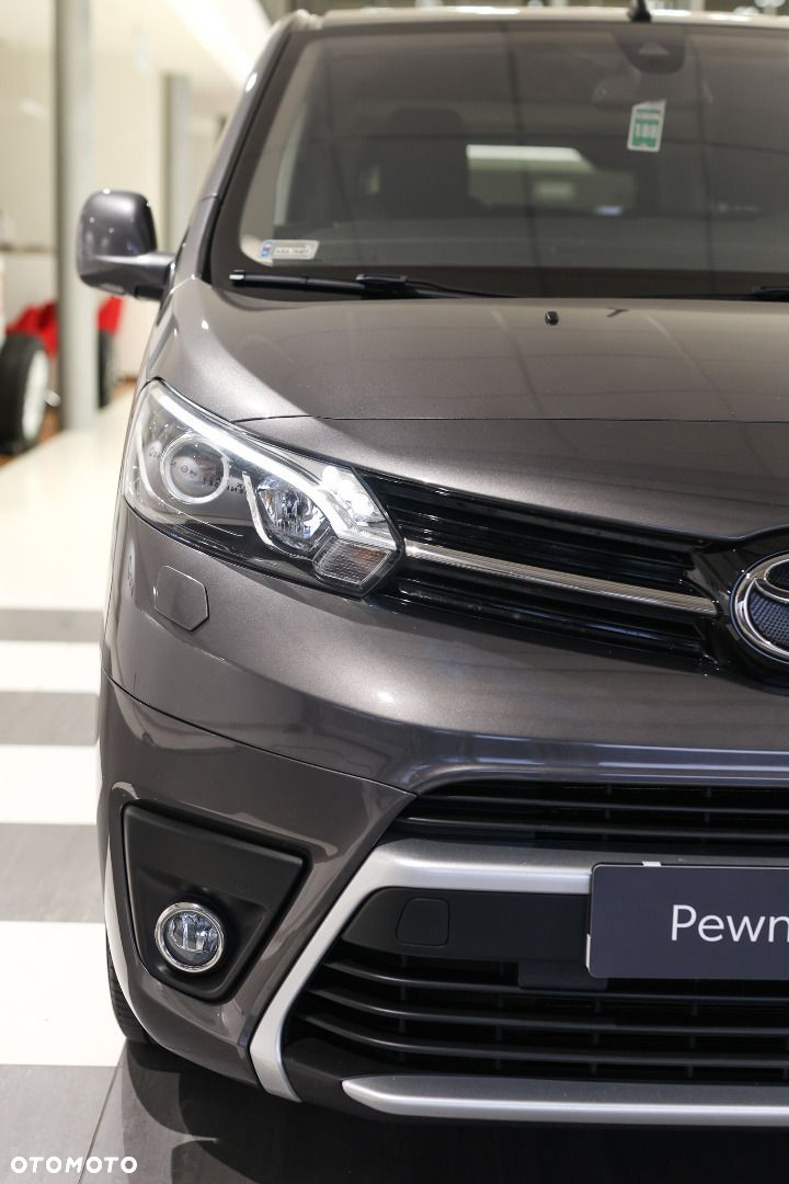 Toyota Proace Verso - 26