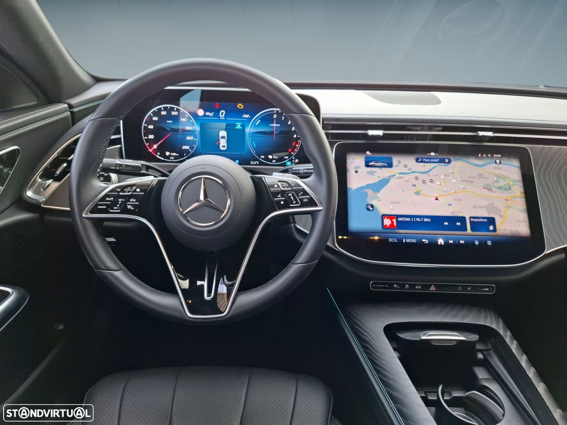 Mercedes-Benz E 300 - 13