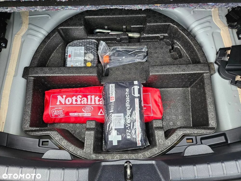 Toyota Yaris - 35