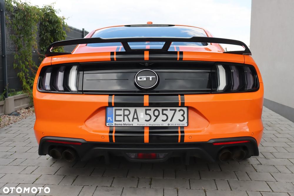 Ford Mustang 5.0 V8 GT - 5