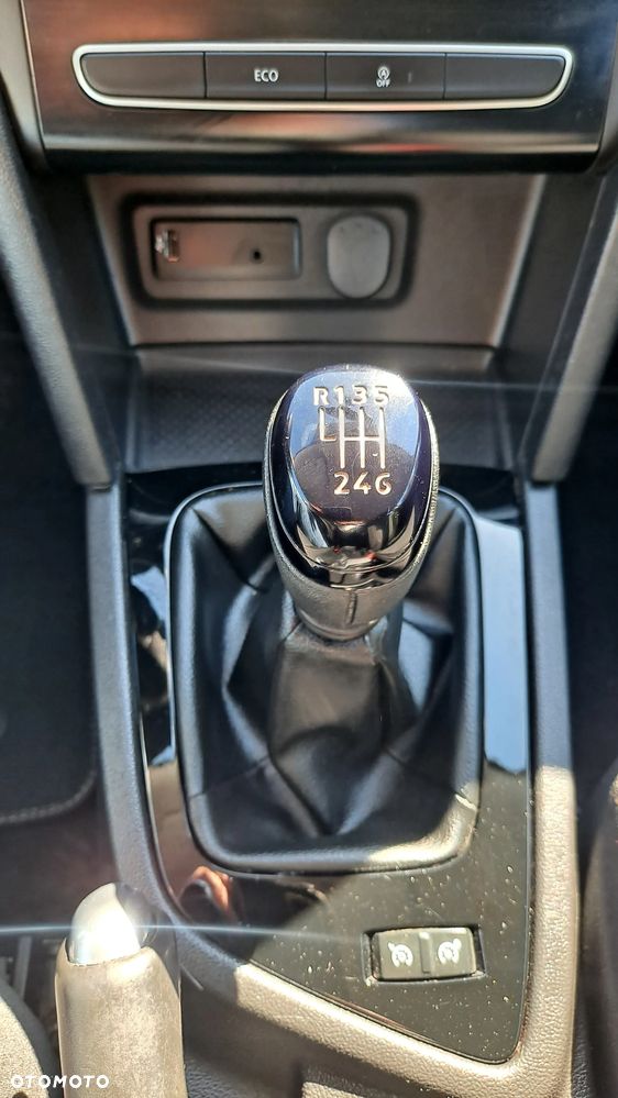 Renault Megane 1.2 Energy TCe Life - 17