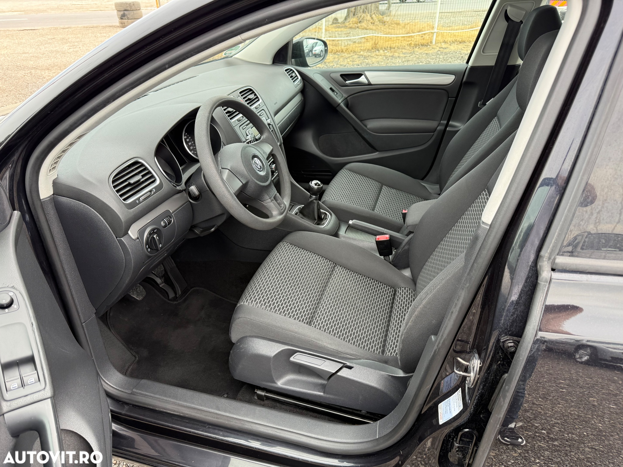 Volkswagen Golf 1.6 Trendline - 9
