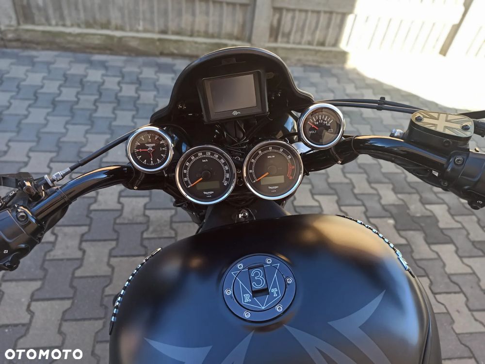 Triumph Rocket - 2