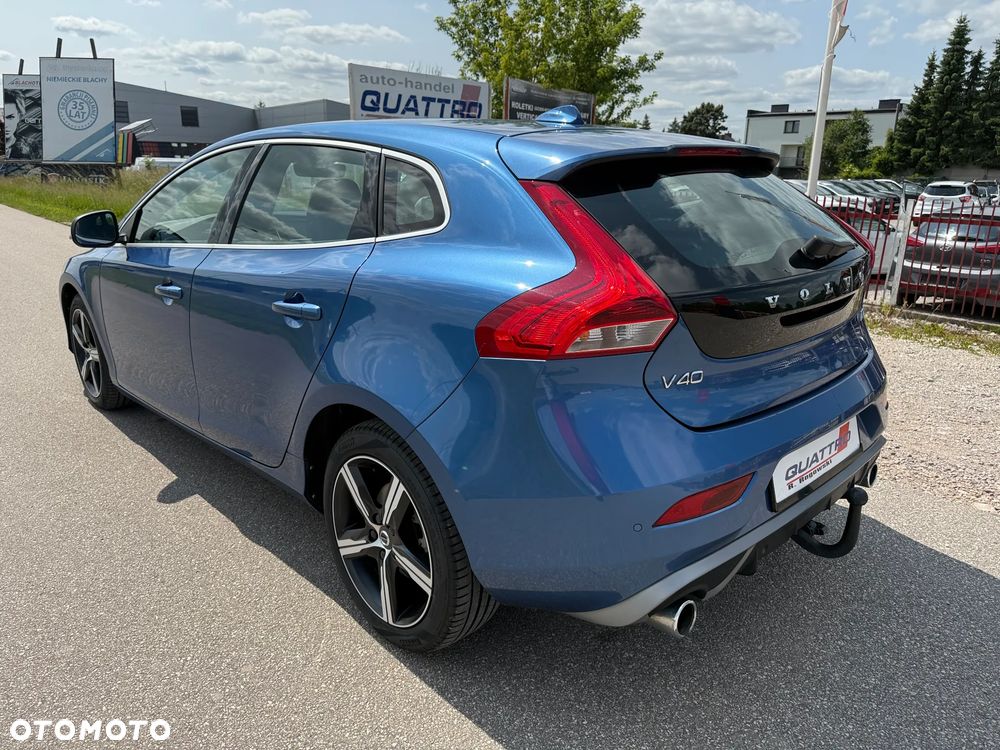Volvo V40 D2 Drive-E R-Design Momentum - 9