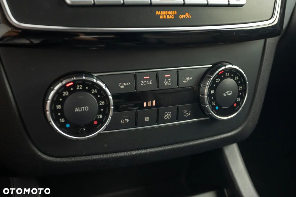 Mercedes-Benz GLE - 30