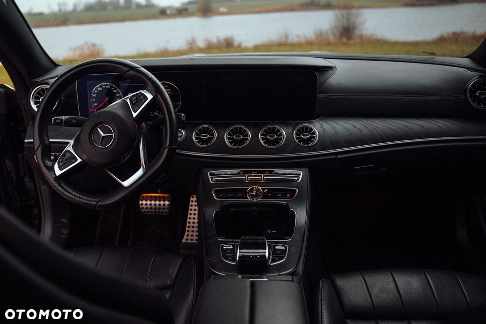 Mercedes-Benz Klasa E 400 - 15