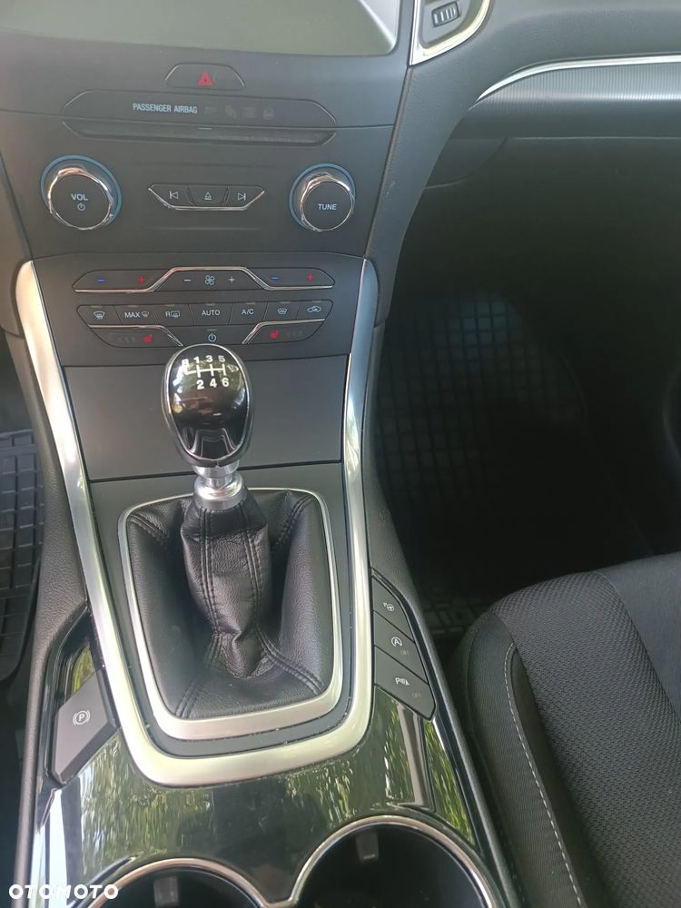 Ford S-Max 2.0 EcoBlue Titanium - 21