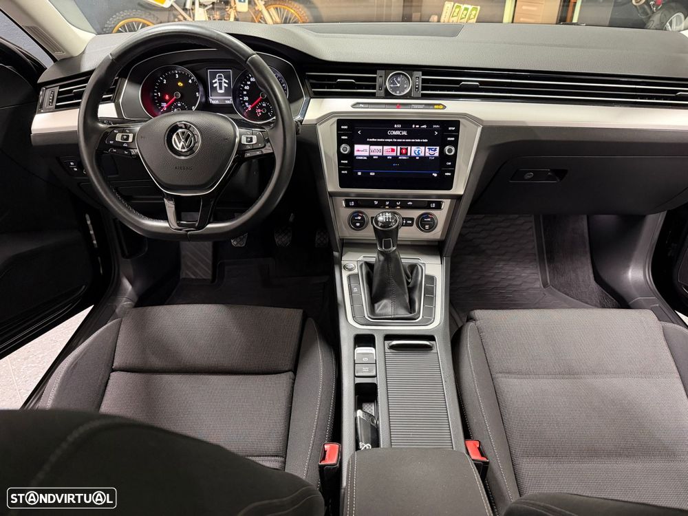 VW Passat Variant 1.6 TDI Confortline - 7