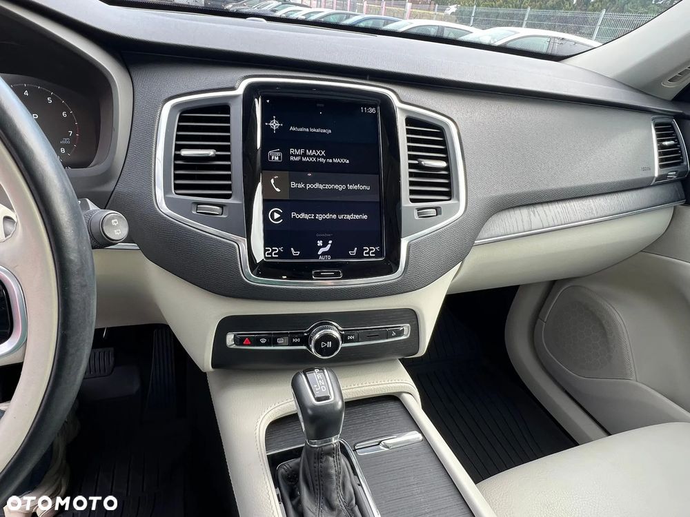 Volvo XC 90 T6 AWD Geartronic Momentum Pro - 11
