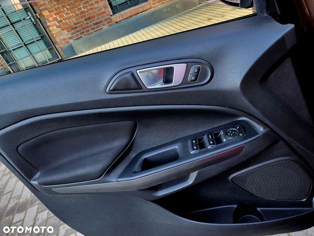 Ford EcoSport 1.0 EcoBoost TITANIUM - 16