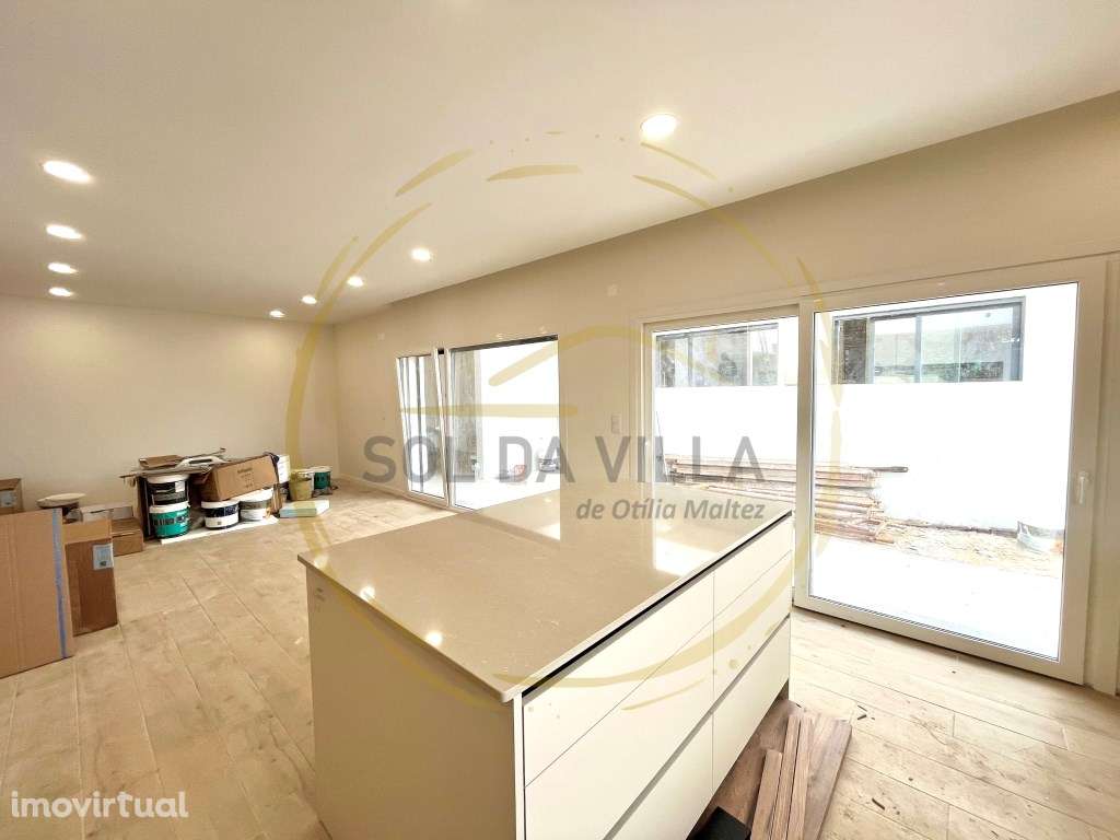 Moradia T4 Isolada Térrea - Quinta do Anjo - 600.000€ - Grande imagem: 4/26