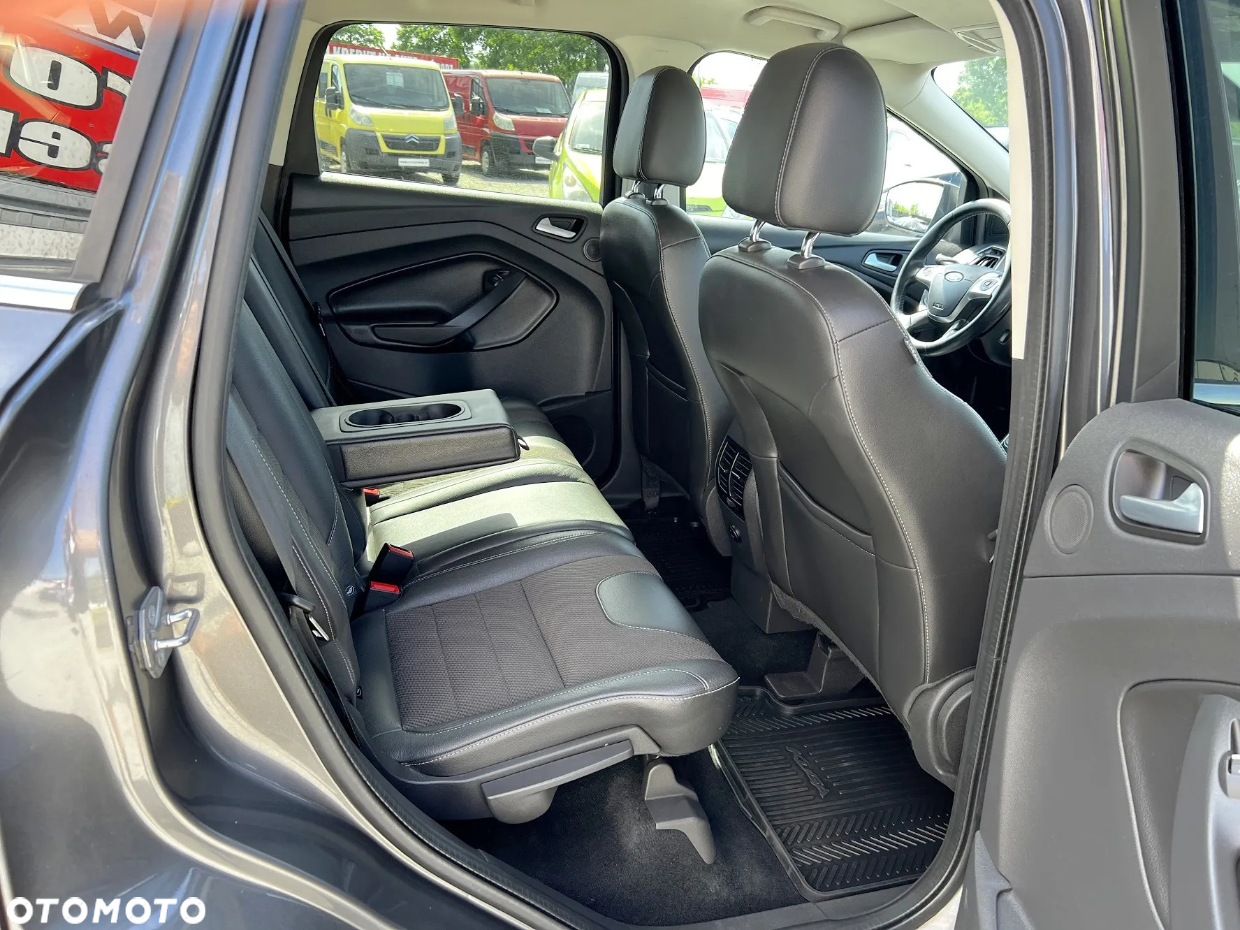 Ford Kuga 1.5 EcoBoost 4WD Titanium - 11