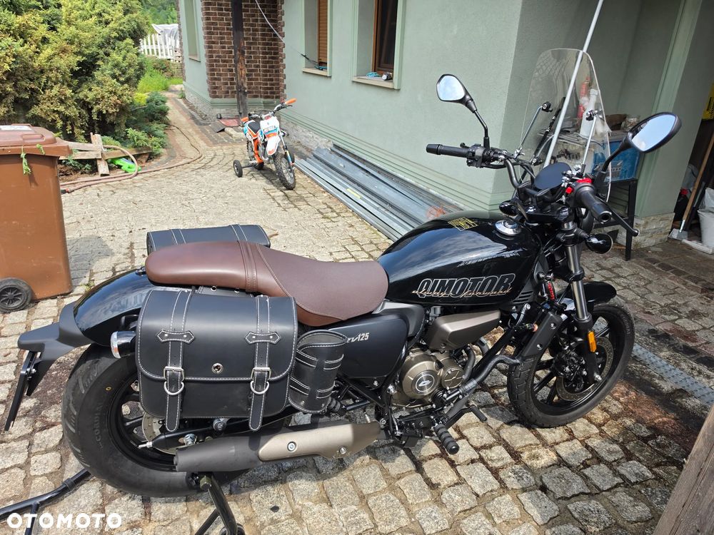 QJMOTOR SRV 125 - 3