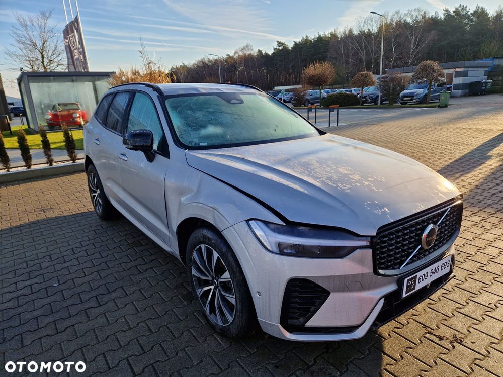 Volvo XC 60 B4 B R-Design - 3