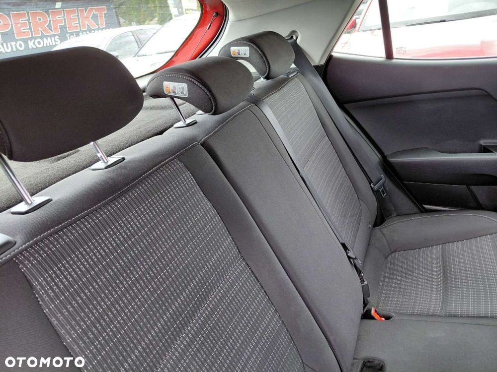 Kia Stonic - 17