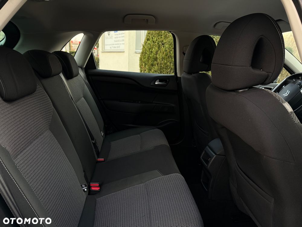 Citroën C4 e-HDi 115 Exclusive - 37