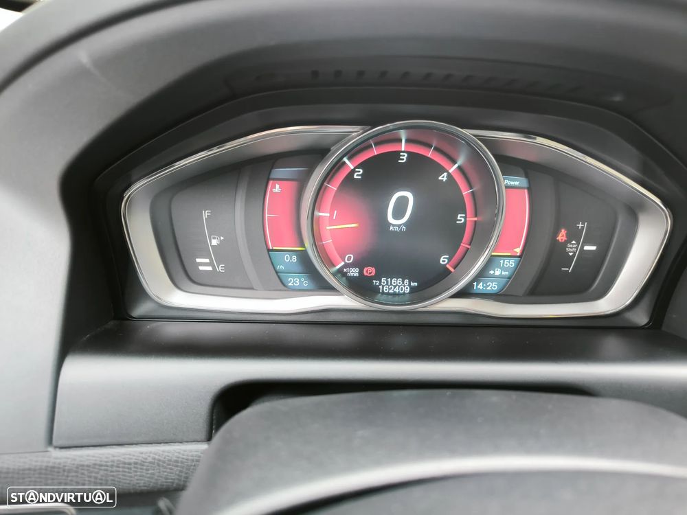 Volvo XC 60 2.0 D4 Momentum - 13